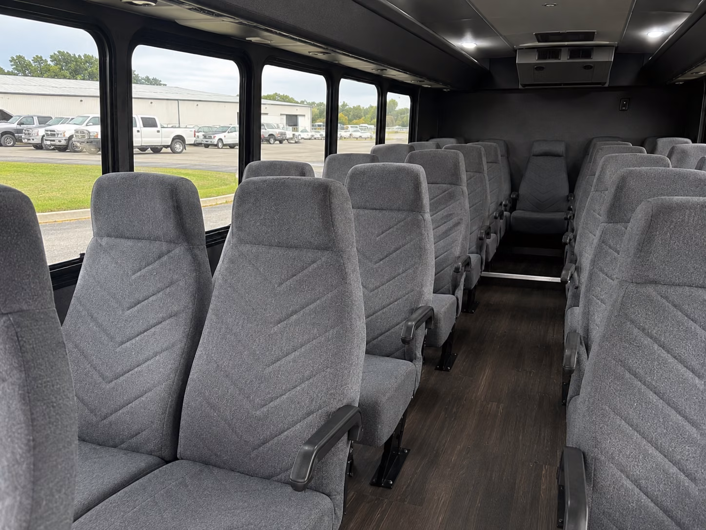 bayonne 15 passenger minibus interior