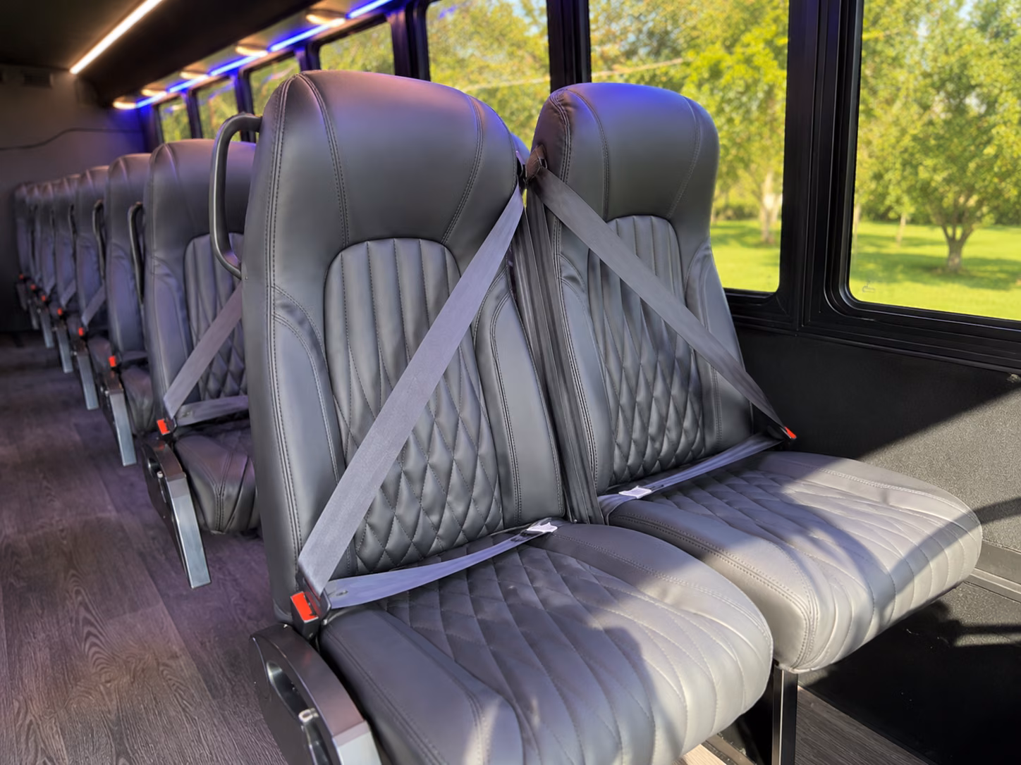 bayonne 20 passenger minibus interior