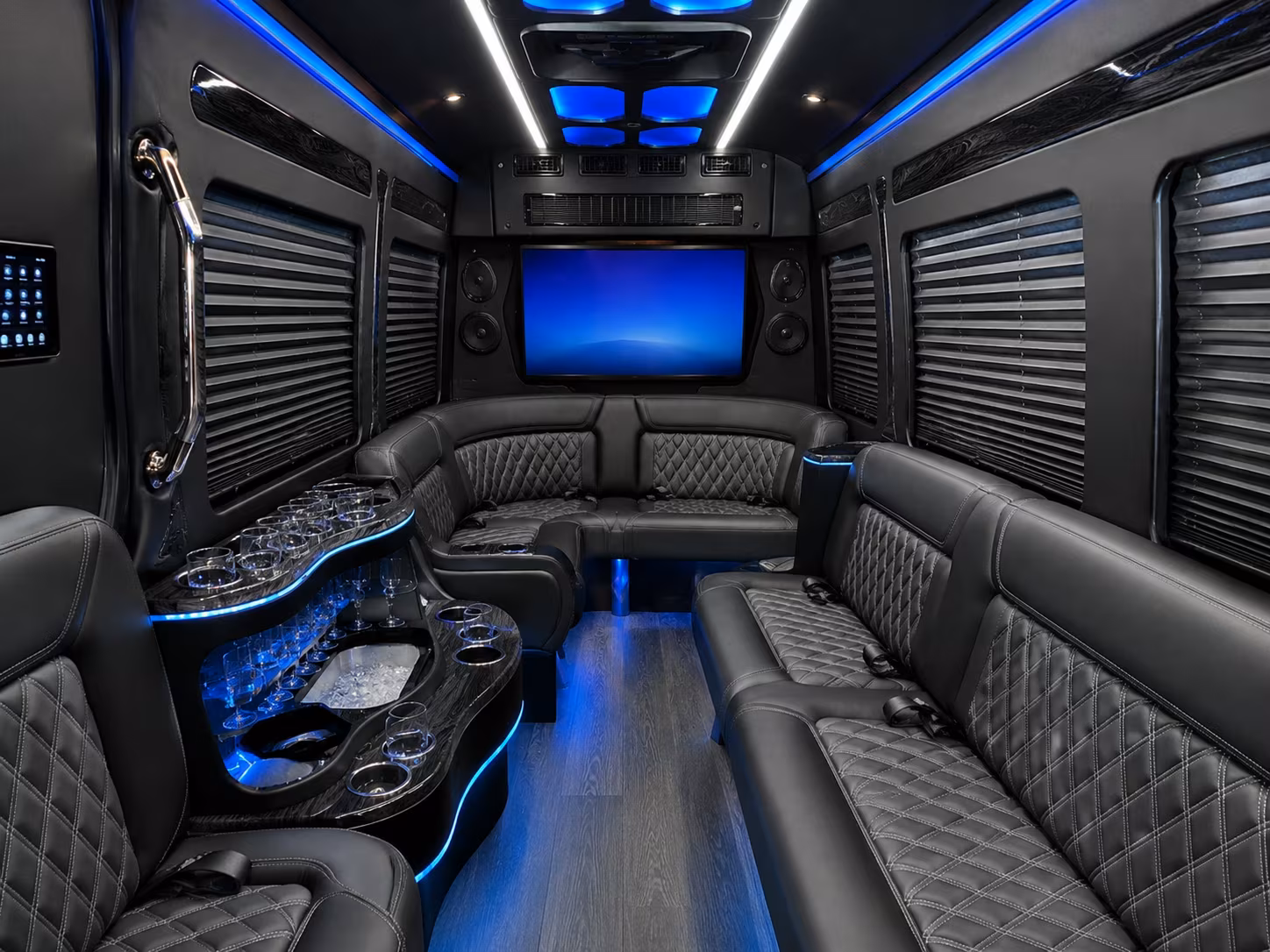 bus rentals for waterloo village and outdoor festival weekends in new jersey