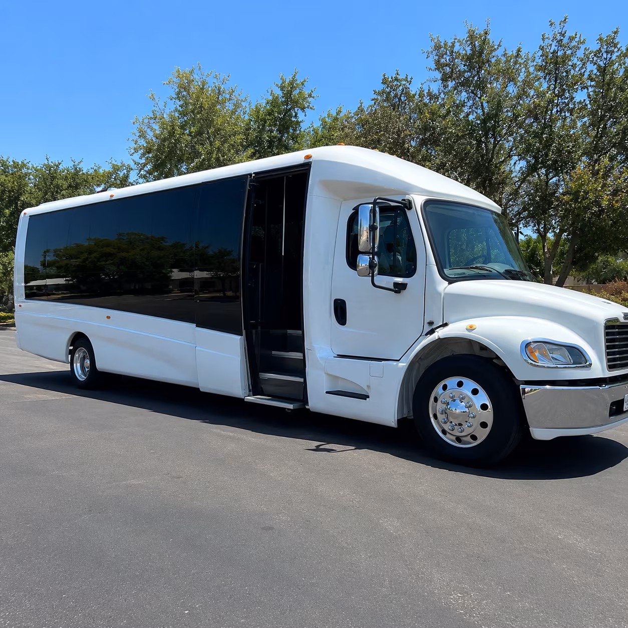 corporate and convention bus rentals serving bayonne and the greater newark area