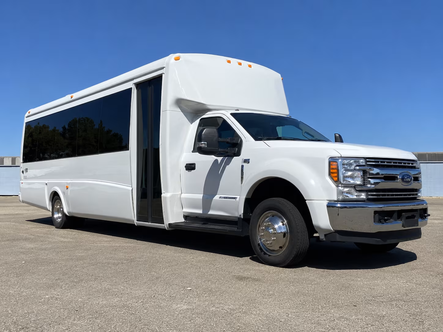 field trip buses to historic sites and outdoor education destinations near bayonne